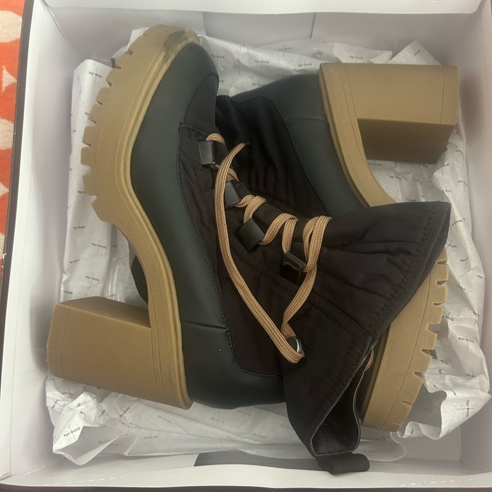 Dolce vita Celina snow boots size 8